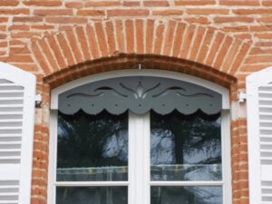 Lambrequin décoratif sur mesure