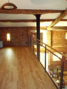 Parquet avec pose à l'anglaise